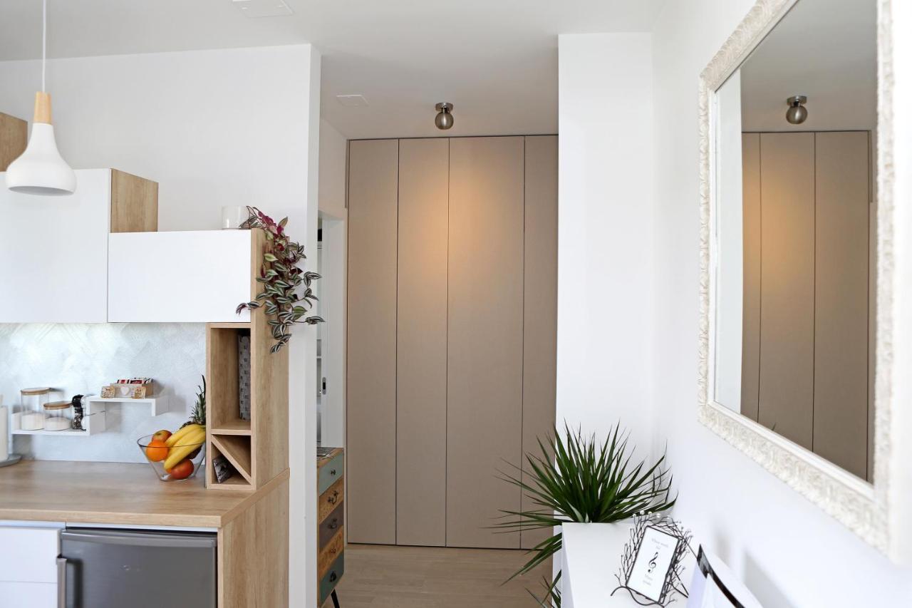 Studio Apartment Camino With Parking Zadar Buitenkant foto
