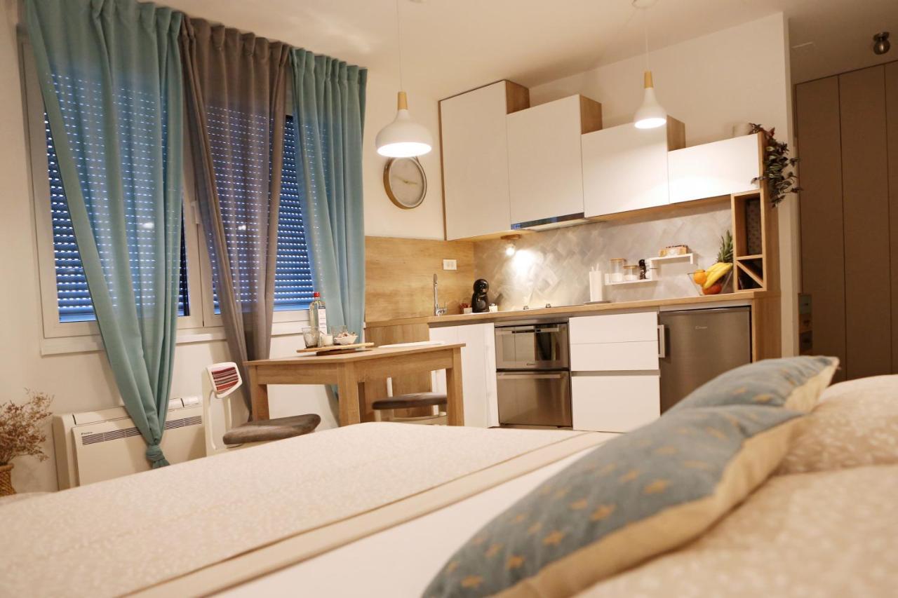 Studio Apartment Camino With Parking Zadar Buitenkant foto