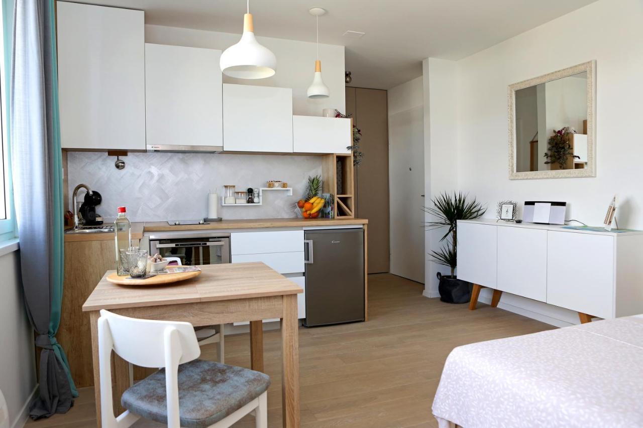 Studio Apartment Camino With Parking Zadar Buitenkant foto