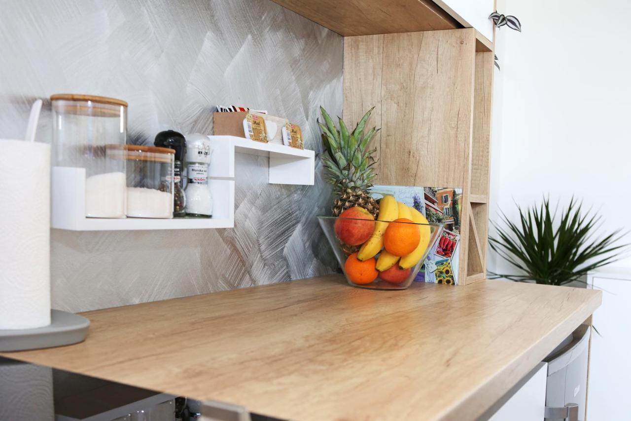 Studio Apartment Camino With Parking Zadar Buitenkant foto